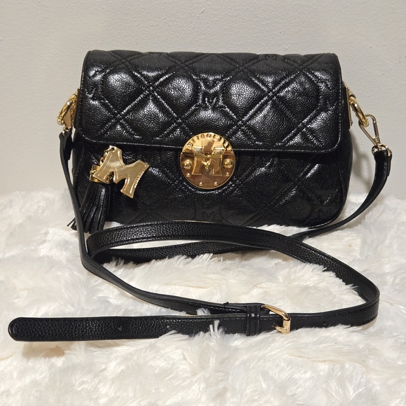 Metrocity Oromezzo Serrato Quilted Crossbody Bag